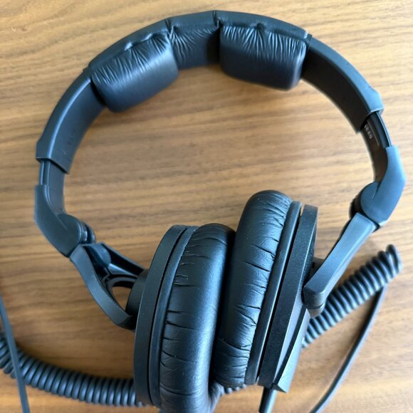 SENNHEISER HD 280 PRO Over-Ear Studio Monitoring Headphones | MINT w/ Box! - Picture 3 of 5